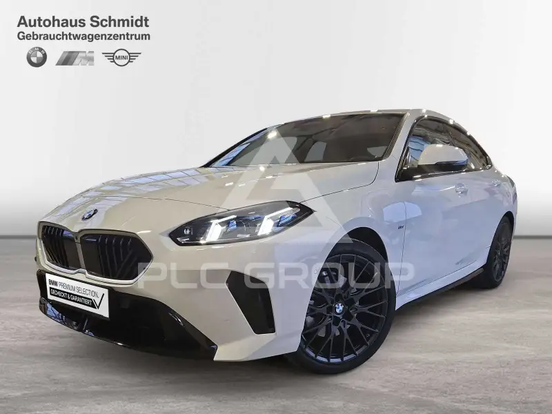 2024 BMW 218