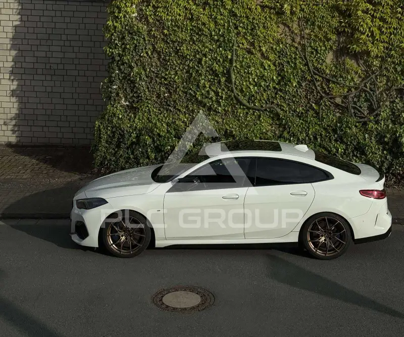 2024 BMW 235