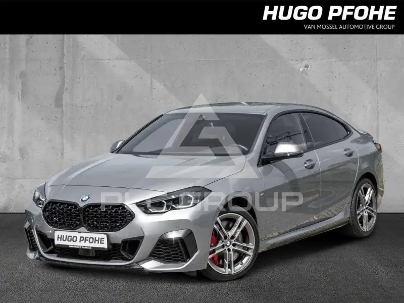 2024 BMW 235