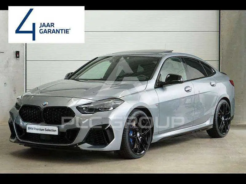2024 BMW 235