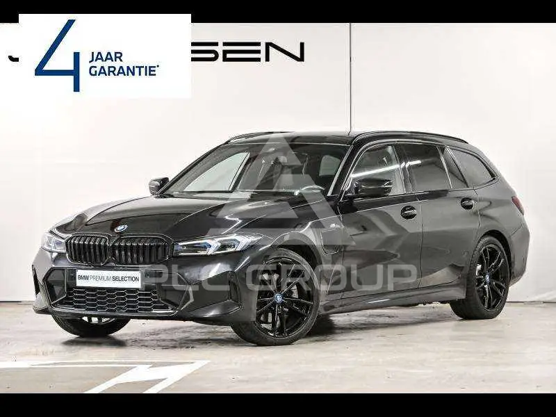 2024 BMW 320