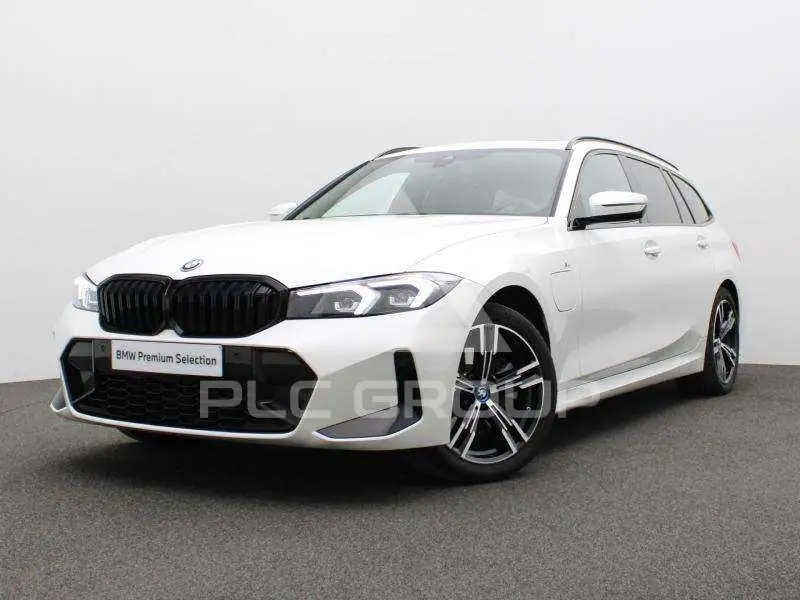2024 BMW 320