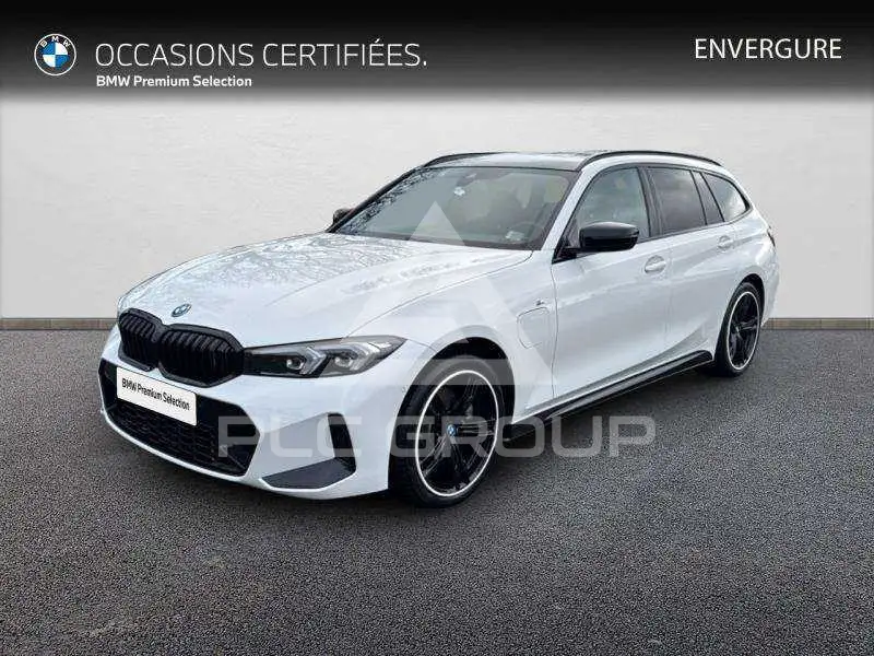 2024 BMW 320