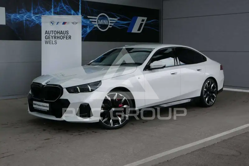 2024 BMW 540