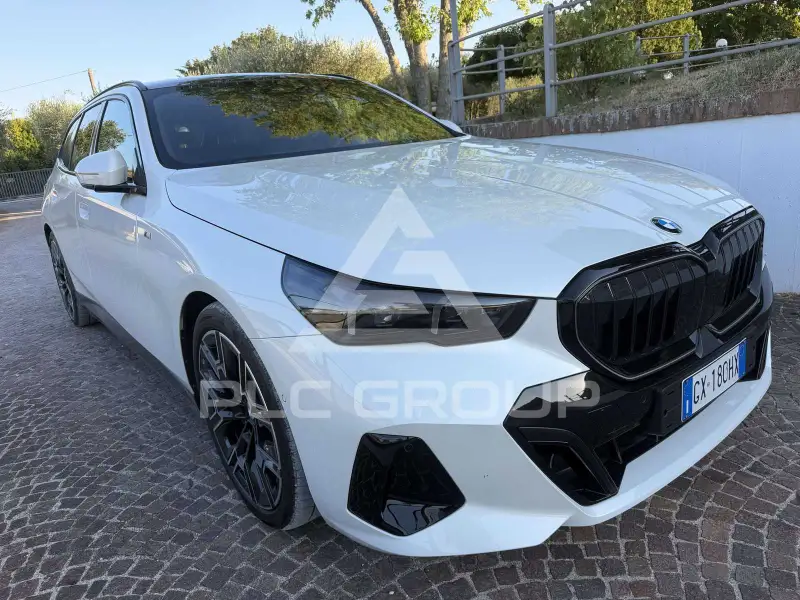 2024 BMW 540