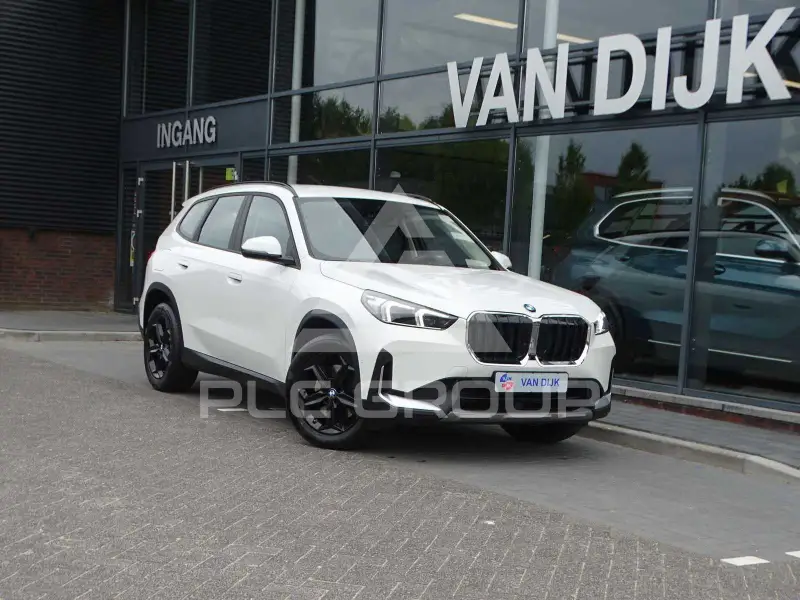 2024 BMW X1