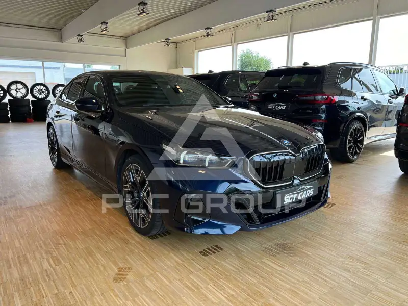 2024 BMW 550