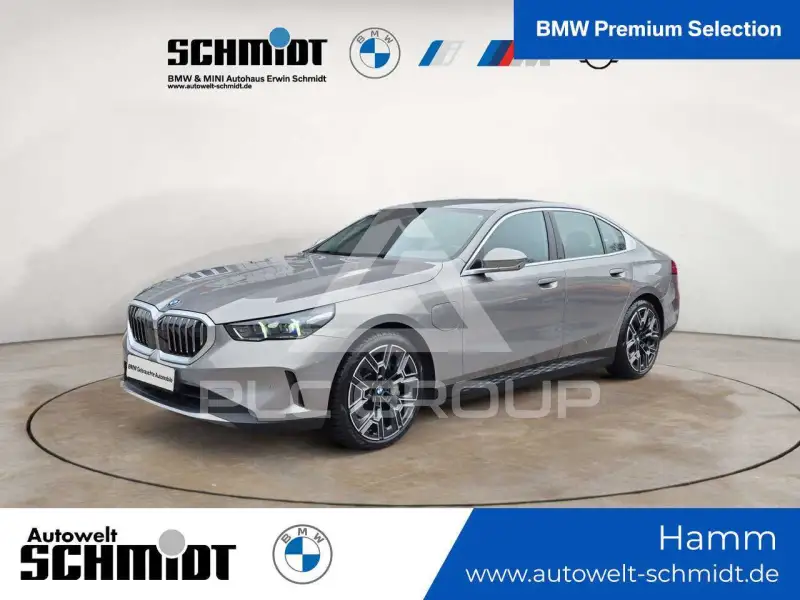 2024 BMW 550