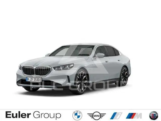 2024 BMW 550