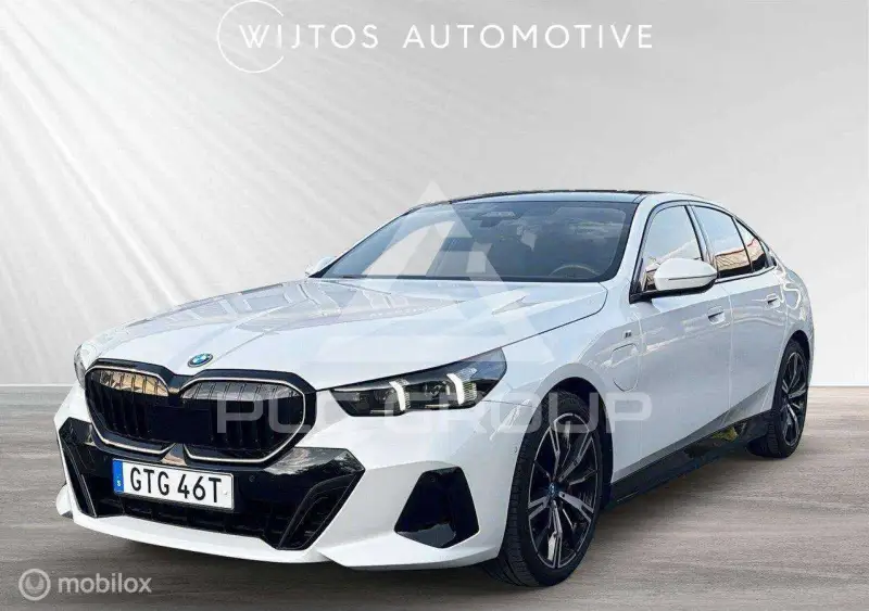 2024 BMW 550