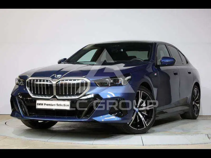 2024 BMW 550