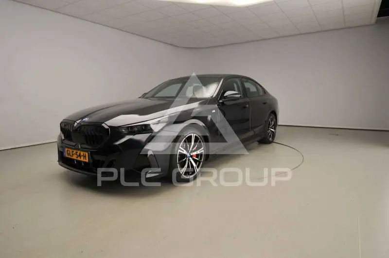 2024 BMW 550