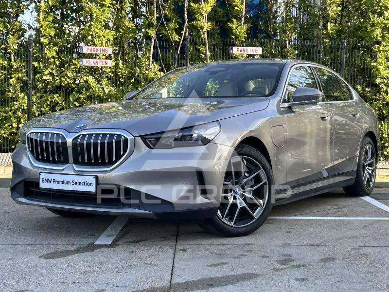 2024 BMW 550