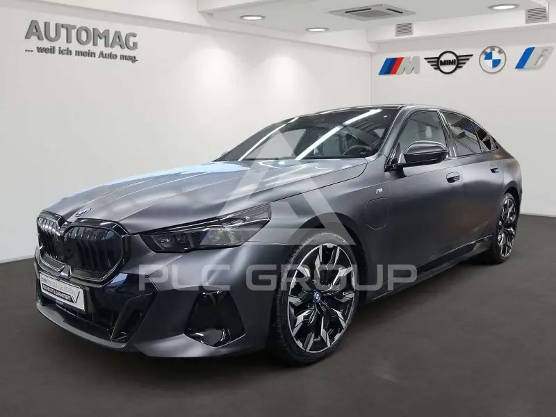 2024 BMW 550