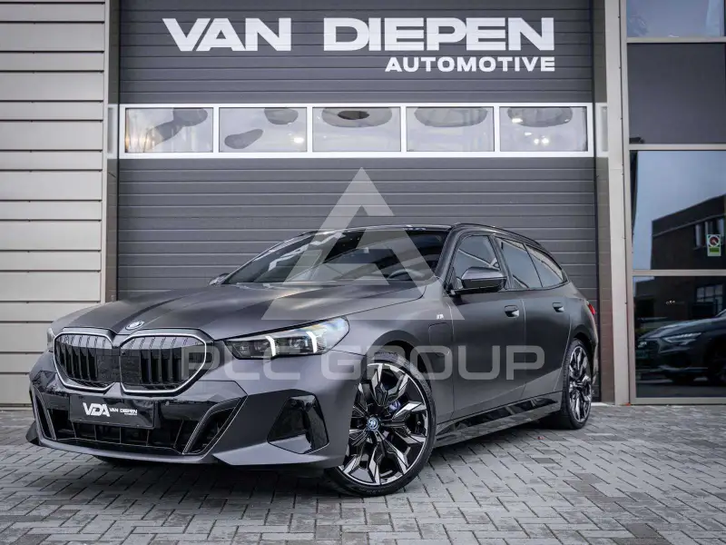 2024 BMW 550