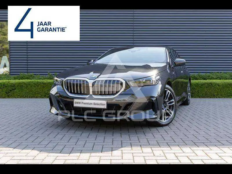 2024 BMW 550