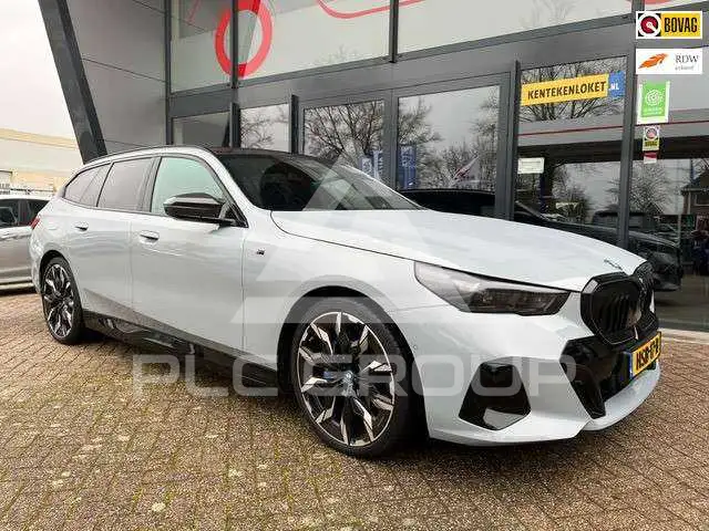 2024 BMW 550