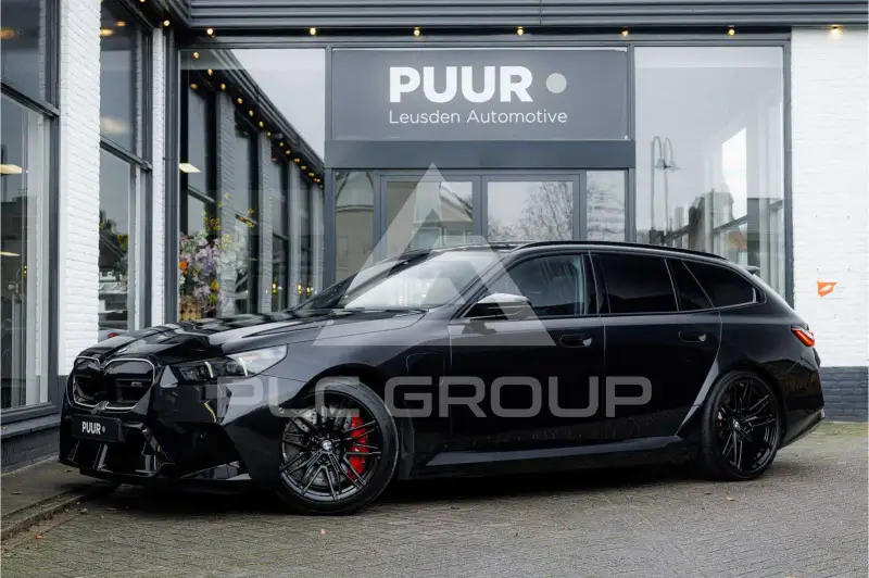 2025 BMW M5