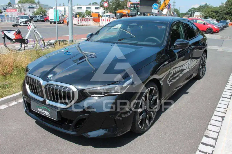 2024 BMW 520