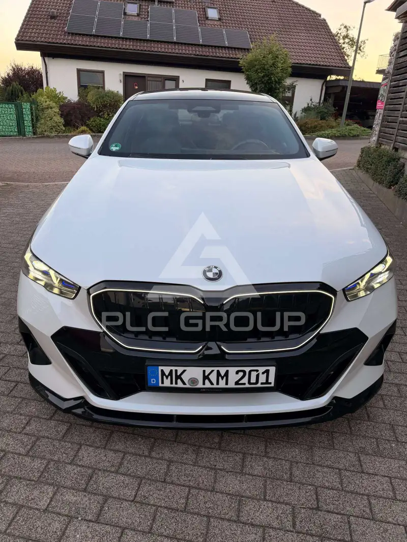 2024 BMW 520
