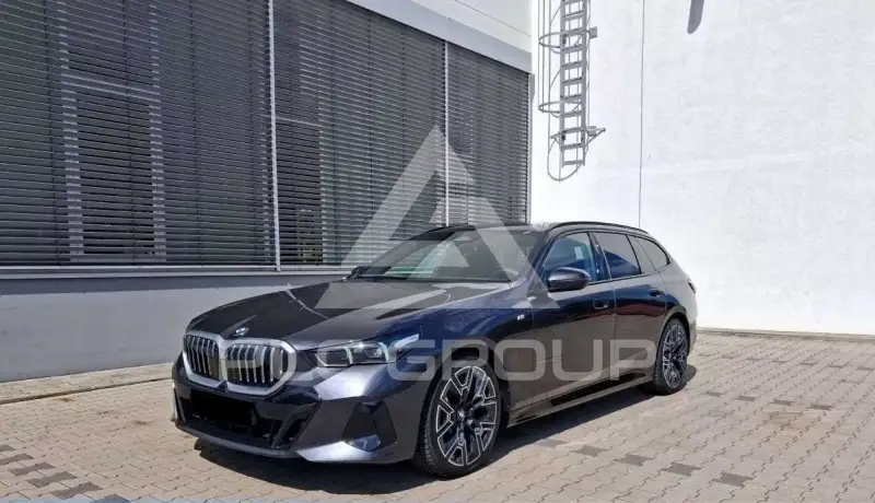 2025 BMW 520