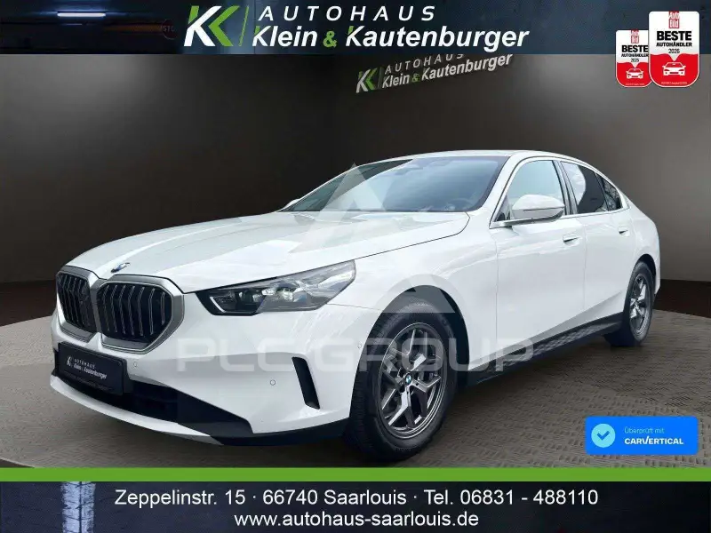 2024 BMW 520