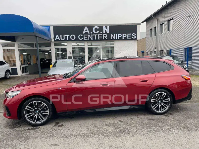 2024 BMW 520