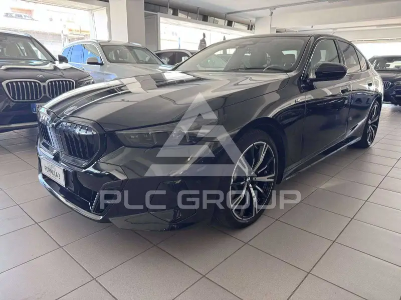 2024 BMW 520