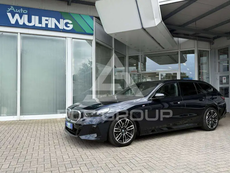 2024 BMW 520