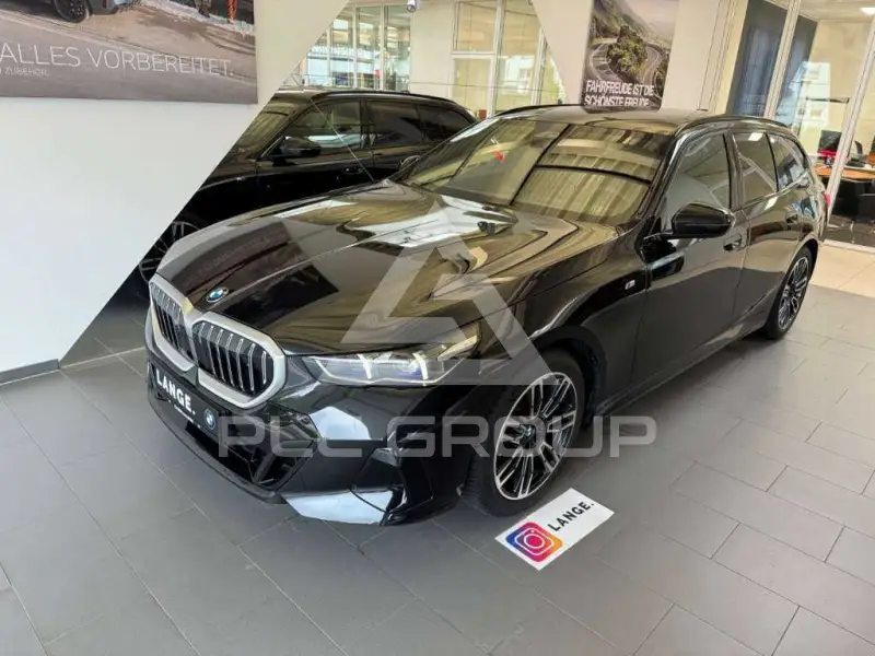 2024 BMW 520