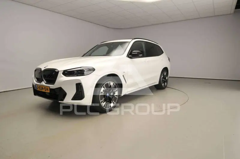 2024 BMW iX
