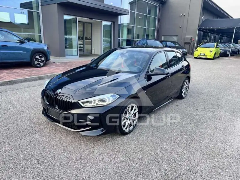 2024 BMW 118