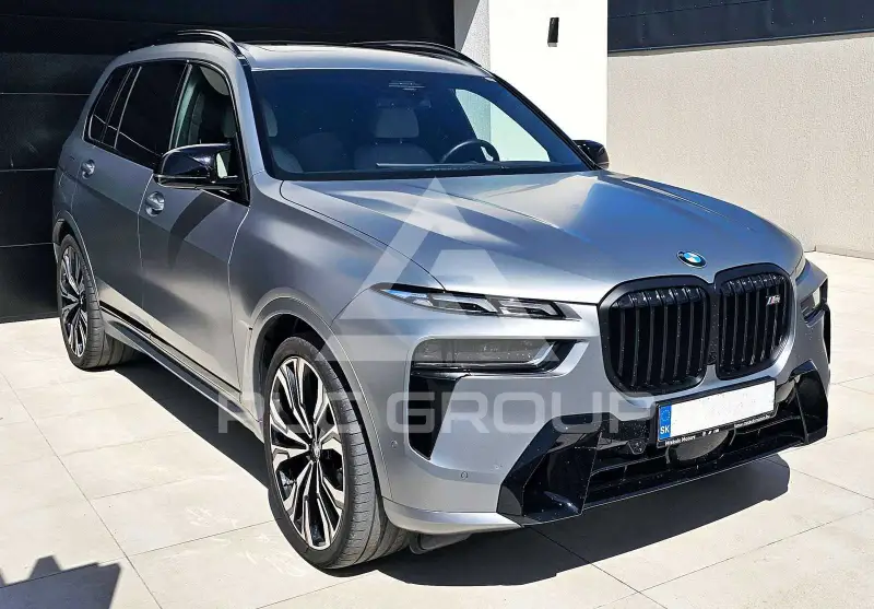 2024 BMW X7