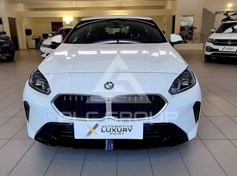 2024 BMW 120