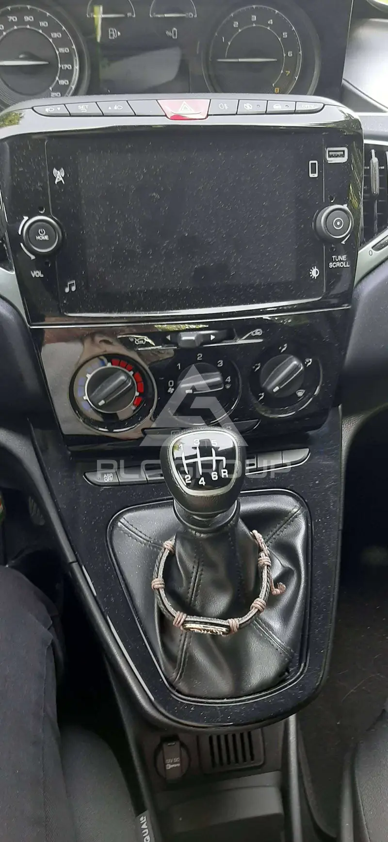 2024 Lancia YPSILON