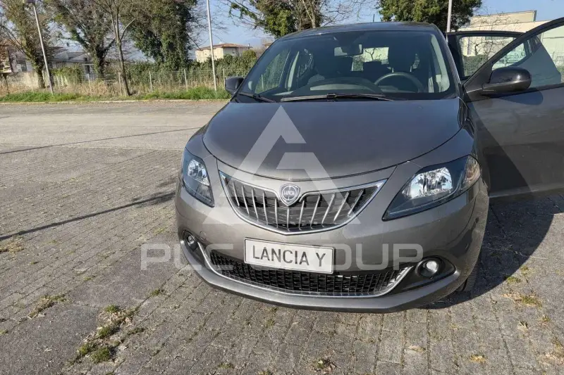 2024 Lancia YPSILON