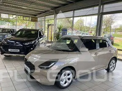 2024 Suzuki SWIFT