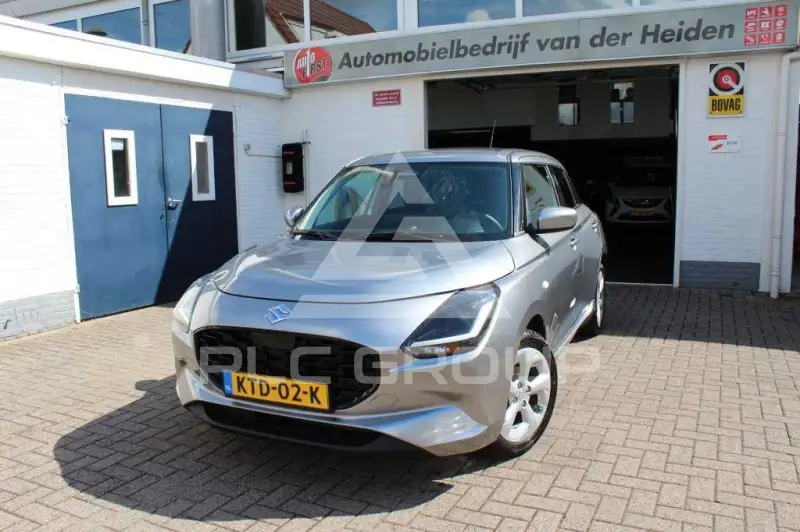 2024 Suzuki SWIFT