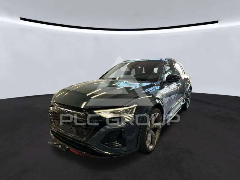 2024 Audi SQ8