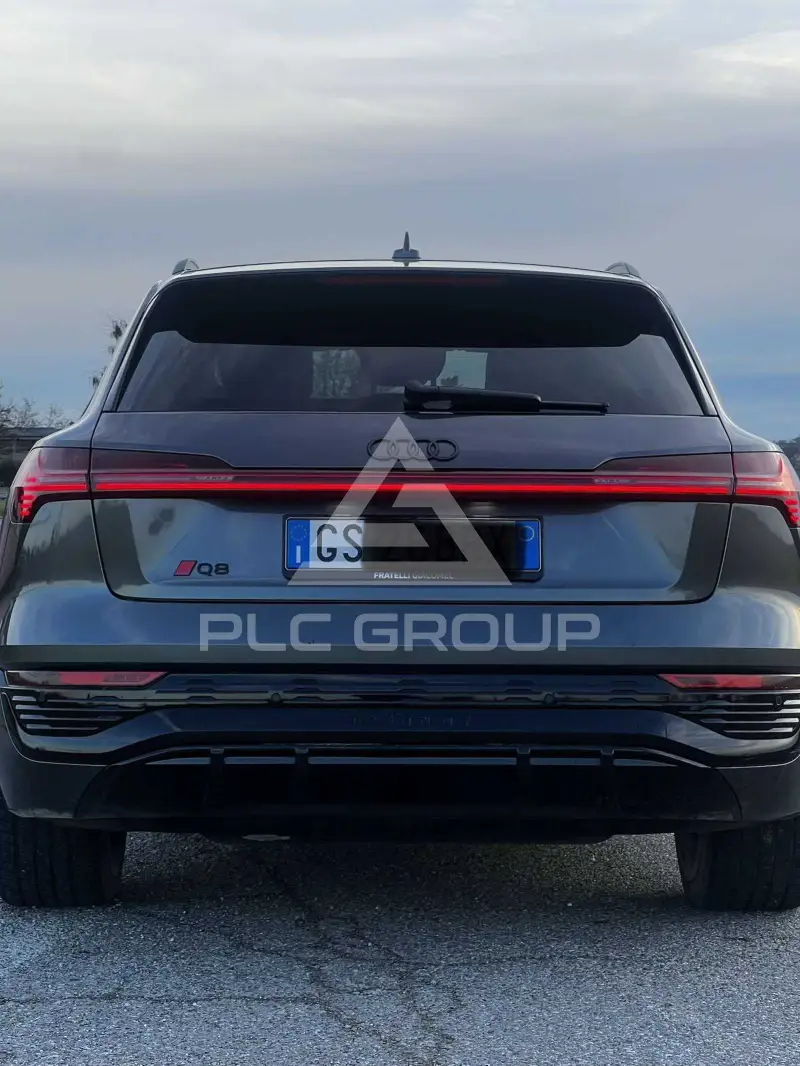 2024 Audi SQ8