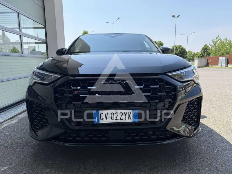 2024 Audi RSQ3
