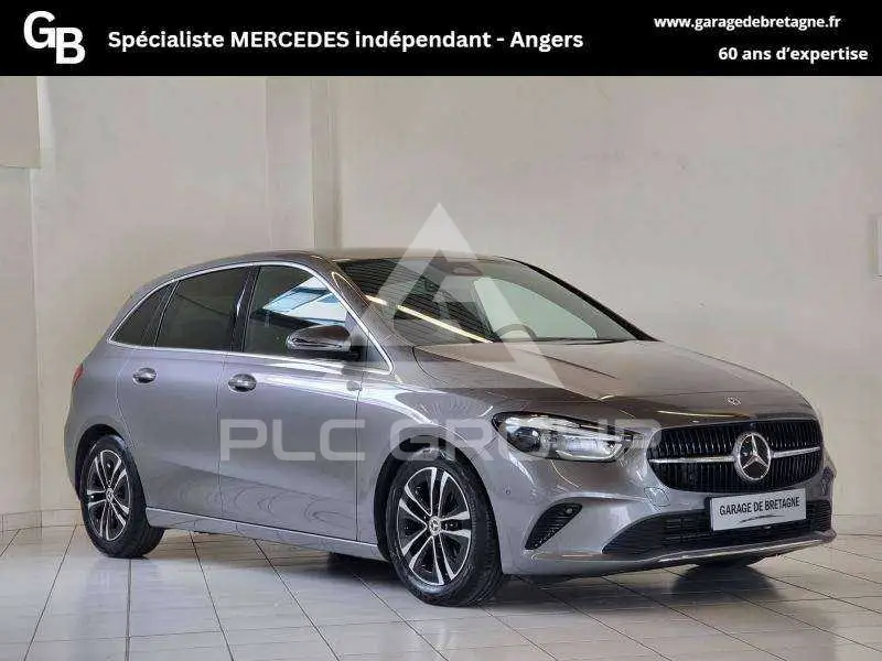 2024 Mercedes Benz B 200