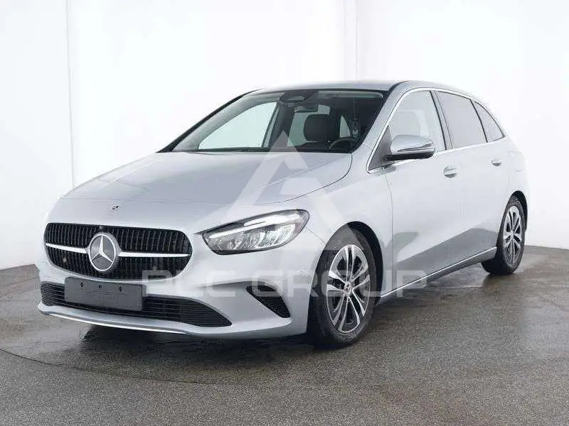 2024 Mercedes Benz B 200