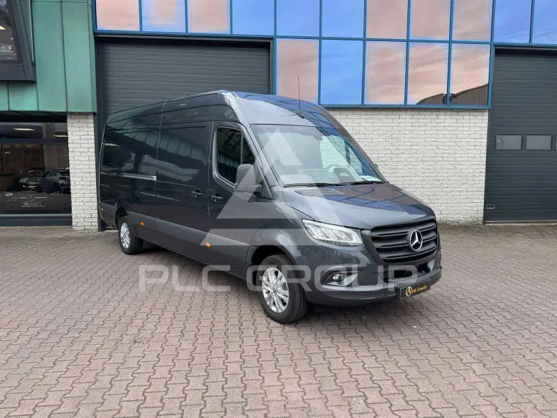 2024 Mercedes Benz Sprinter