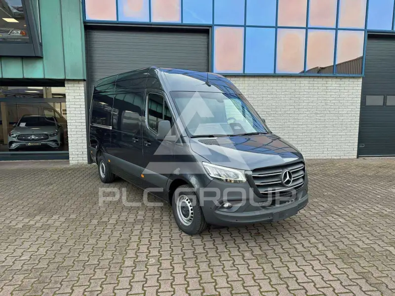 2024 Mercedes Benz Sprinter