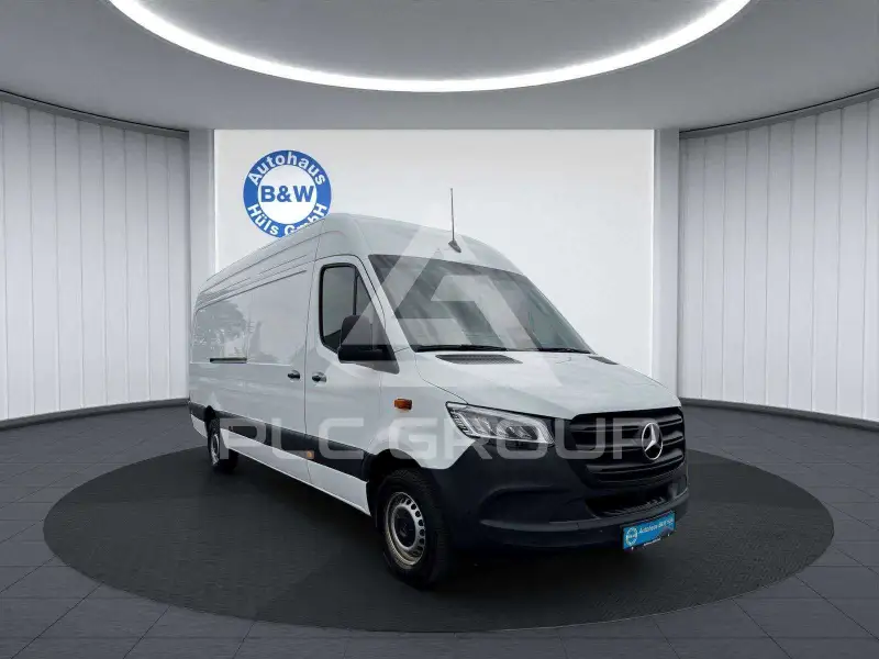 2024 Mercedes Benz Sprinter