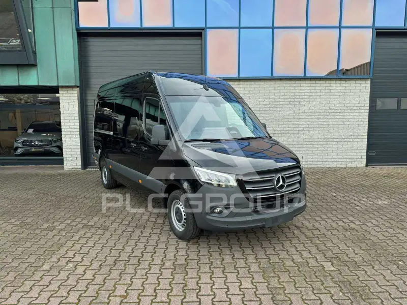 2024 Mercedes Benz Sprinter