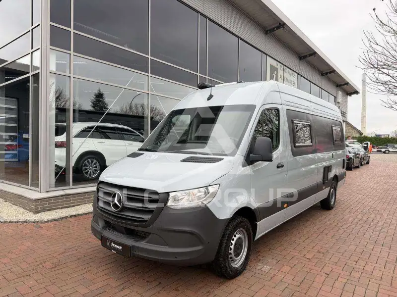 2024 Mercedes Benz Sprinter