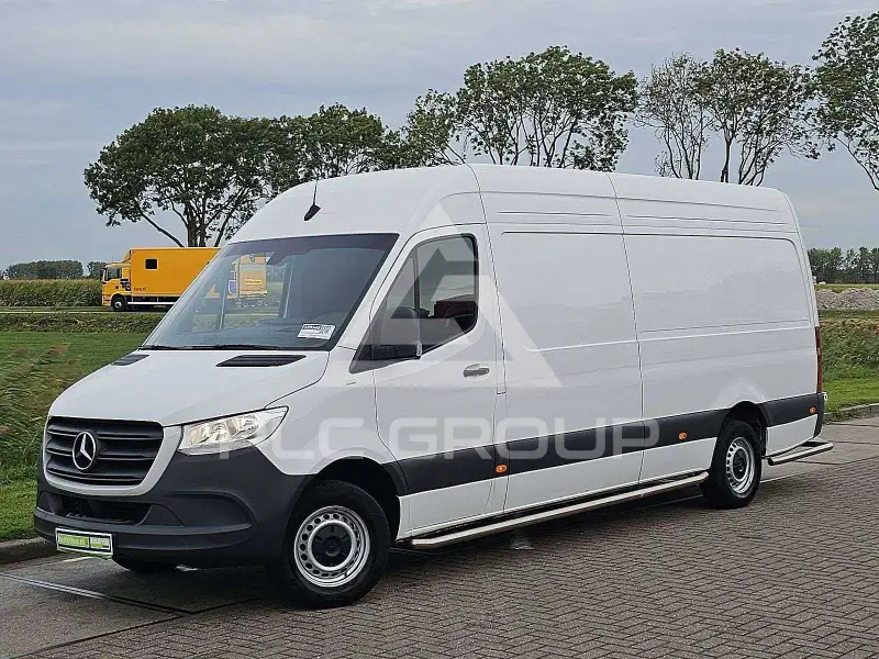 2024 Mercedes Benz Sprinter