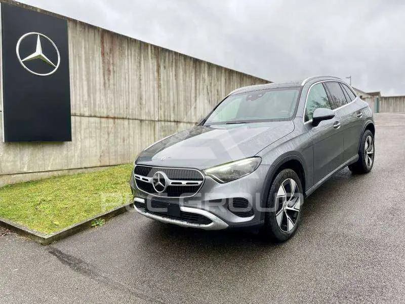 2024 Mercedes Benz GLC 300